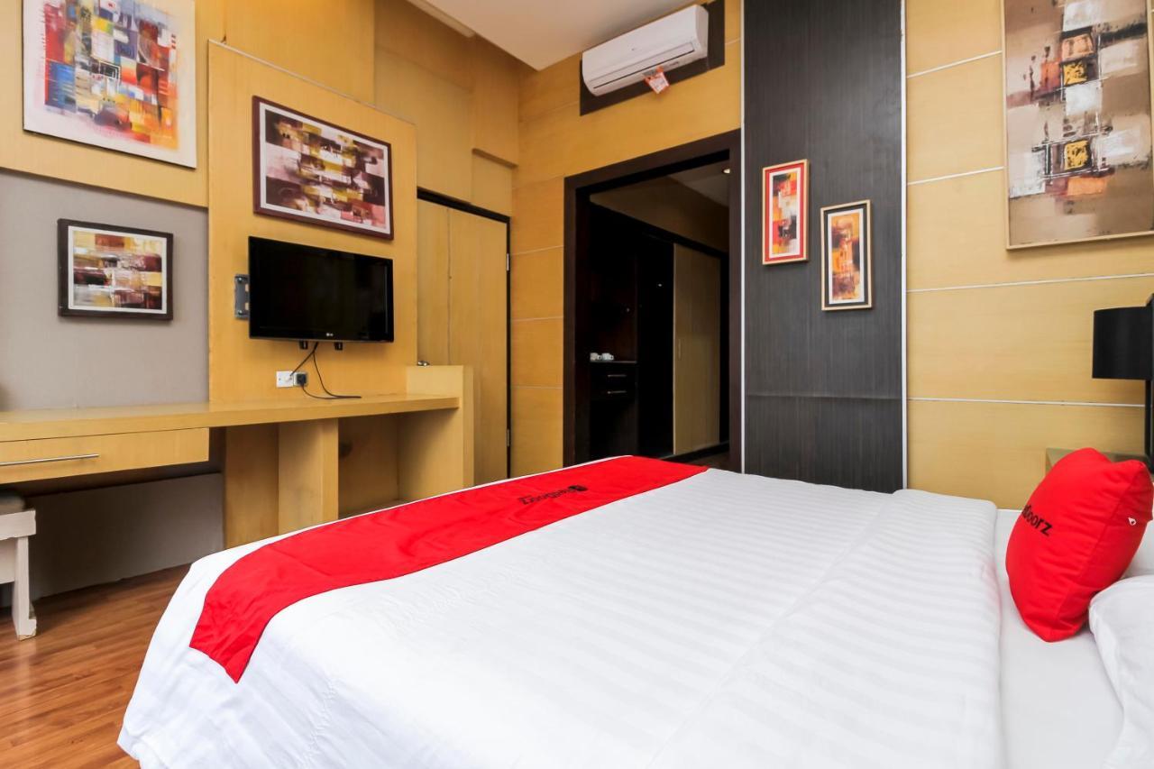 Reddoorz Premium @ Ciumbuleuit Atas 4*