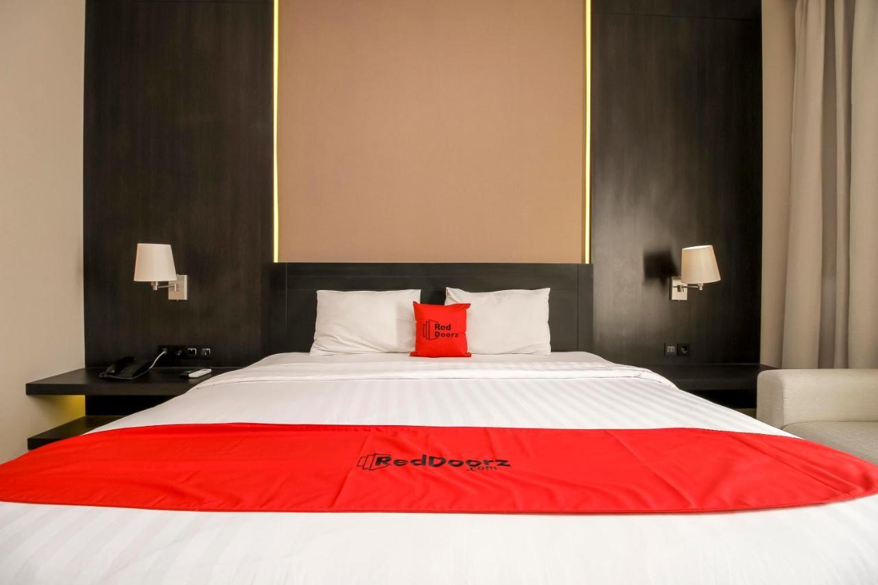 Reddoorz Premium @ Ciumbuleuit Atas 4*