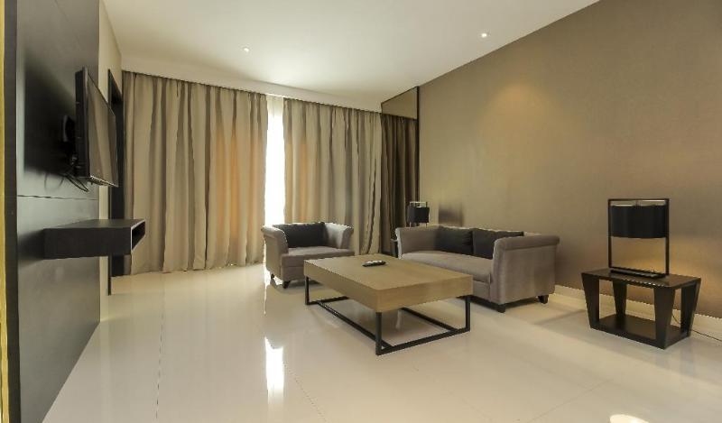 Reddoorz Premium @ Ciumbuleuit Atas 4*